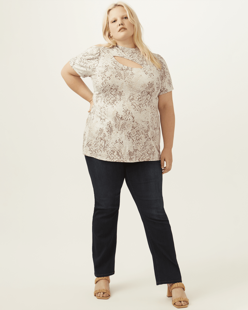 Front of 5'10" model wearing a plus size Greenwich Bootcut Jean in Dark Wash by Molly & Isadora. | dia_product_style_image_id:296071